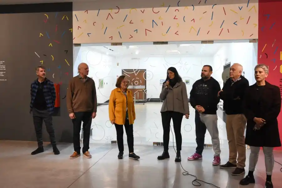 Se inauguraron dos muestras de artistas rafaelinos