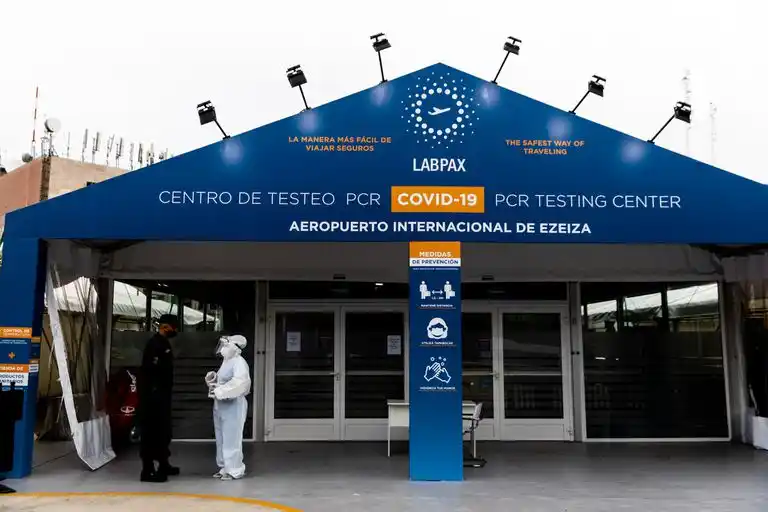 Variante Delta: Ocho de nueve turistas bonaerenses cumplen con el aislamiento en hoteles