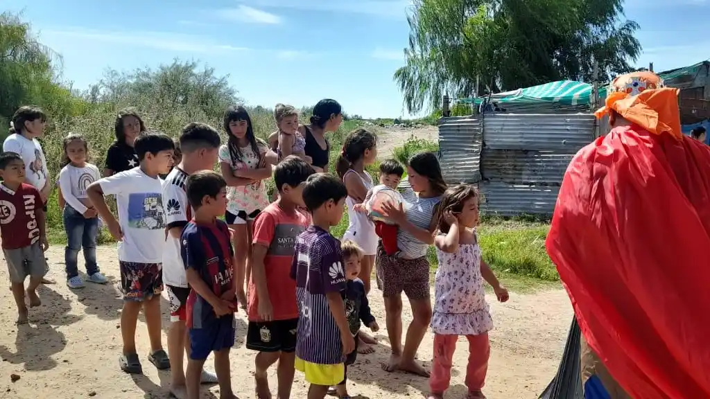 Los Reyes Magos llevaron alegría a más de 850 niños gualeyos