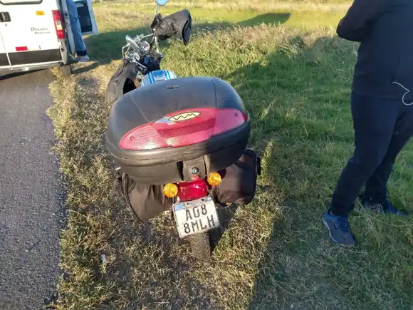  Vuelco de motociclistas en Ruta Nacional N° 14