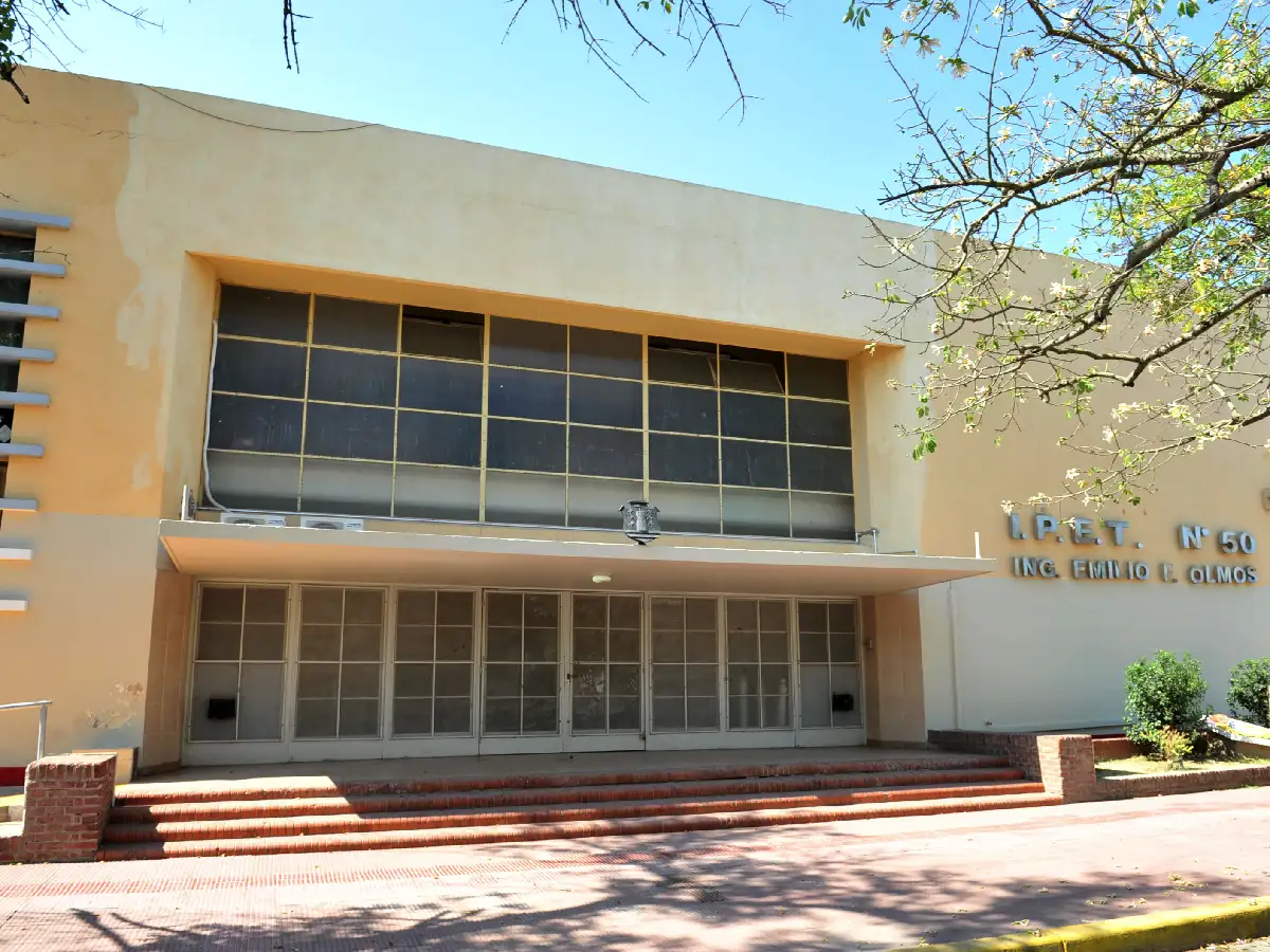 Las chicas del Ipet 50 tendrán nuevos baños en el colegio