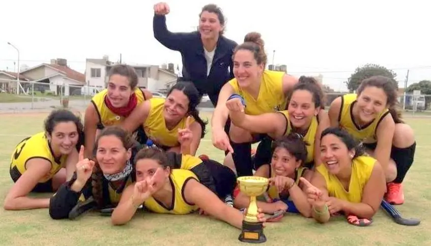 La copa de la Liga Social de Hockey se fue para Balcarce