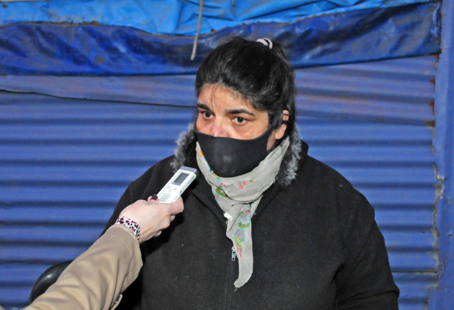 Una mujer que vive en una casa de chapa en Casacuberta al 400 pide ayuda