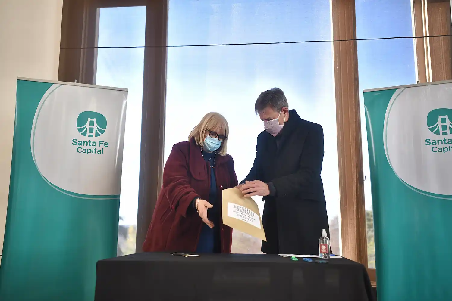 Abrieron los sobres de la primera licitación del programa Escuelas de Mi Ciudad