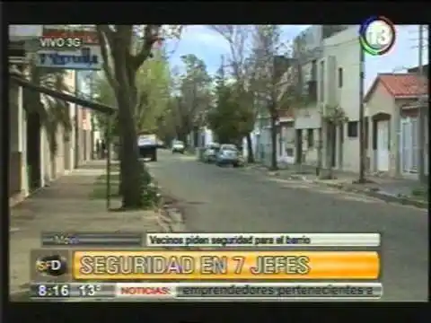 Vecinos de barrio 7 Jefes preocupados por los reiterados hechos de inseguridad
