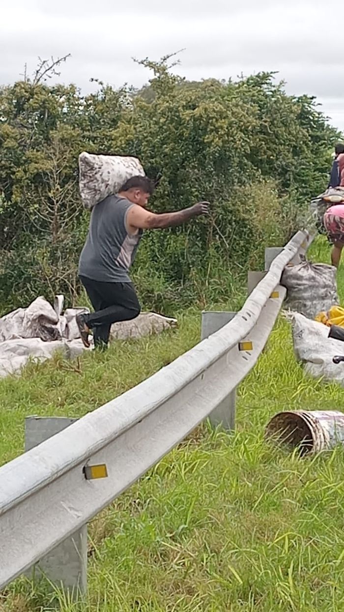 saqueo papas accidente ruta 9