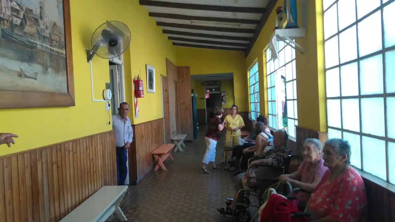 El drama de un hogar de ancianos asfixiado por deudas con AFIP y de servicios