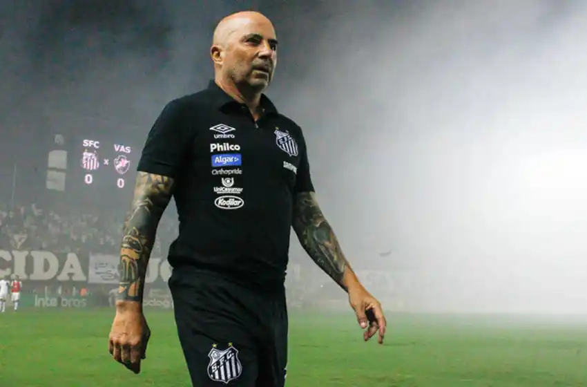 Sampaoli negó haber renunciado en Santos y le pide explicaciones a la dirigencia