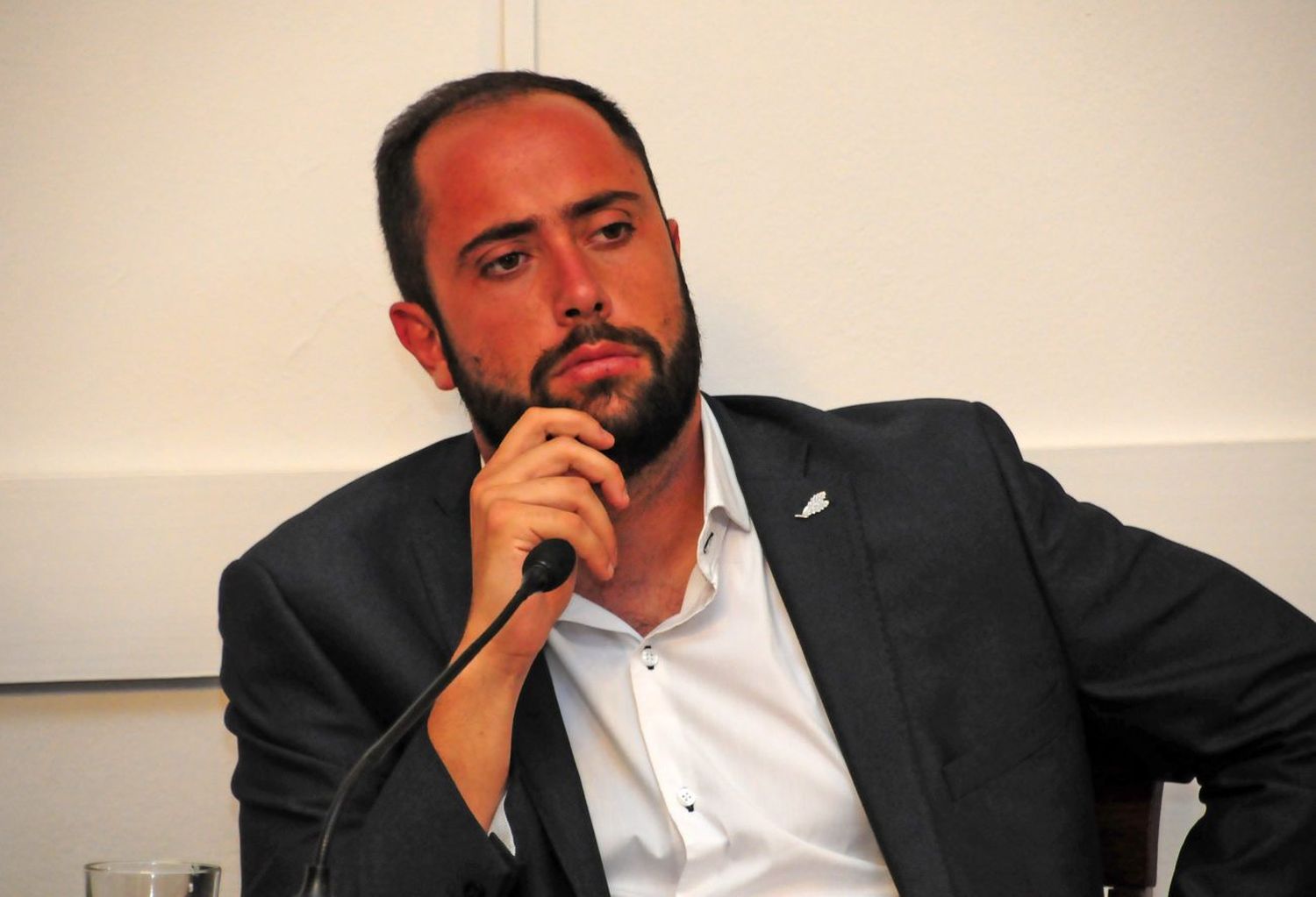 El concejal Bernardo Weber pidió licencia por 6 meses para dedicarse a la Federación Universitaria