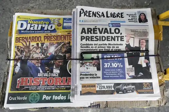 ¡OTRO MÁS! Presidente electo de Guatemala no QUIERE NADA con Nicolás Maduro ni con Daniel Ortega