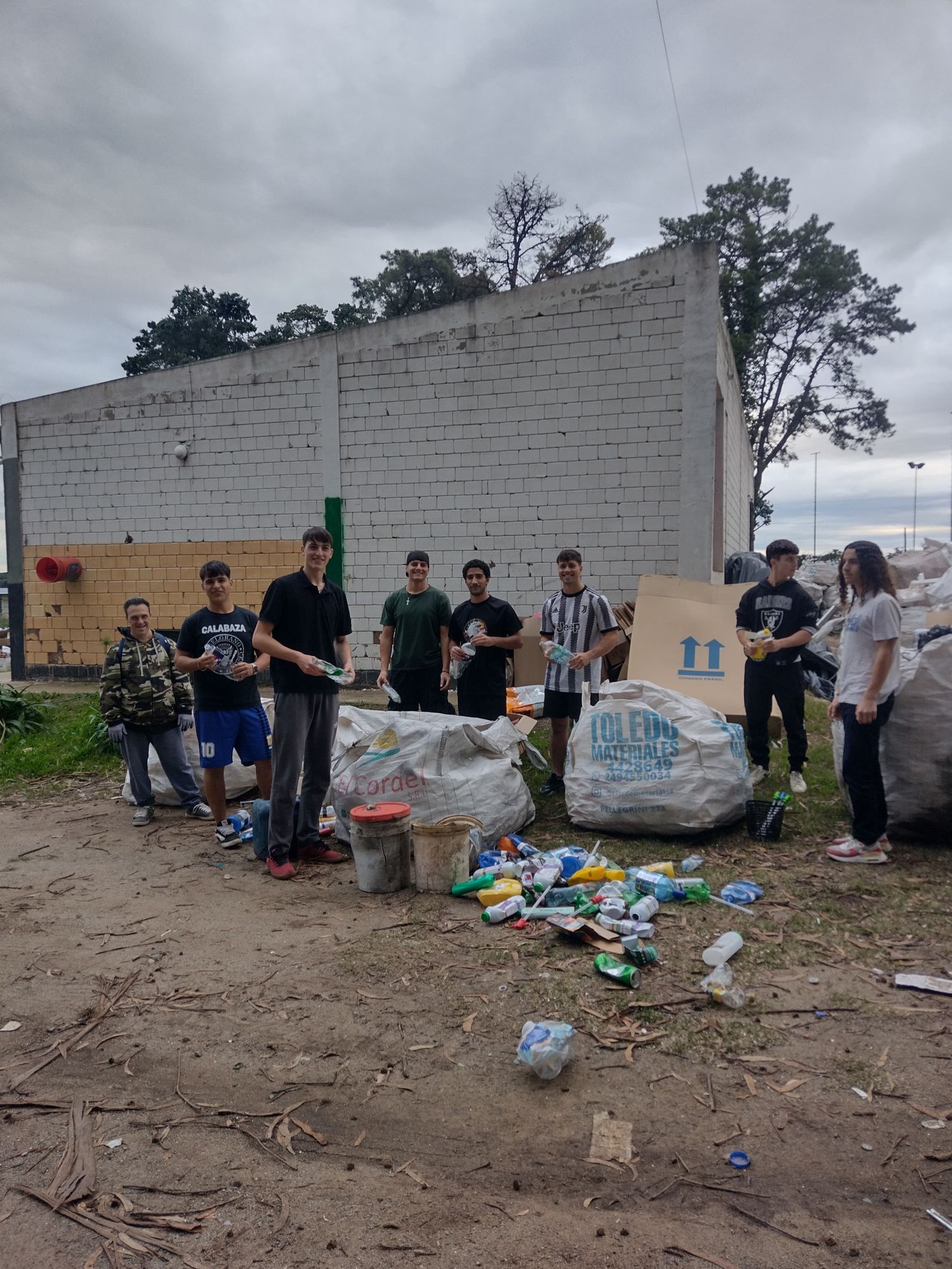 Punto Verde Tandil transforma los residuos en obras de arte a través del proyecto "MegaReciclaje"