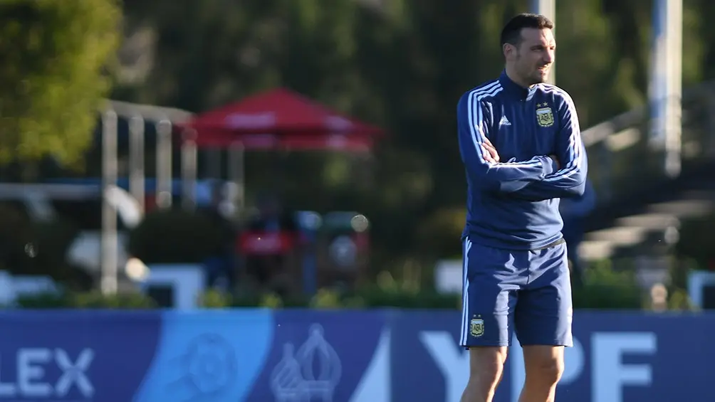 Scaloni se queda en el país para comenzar a definir la próxima lista para octubre