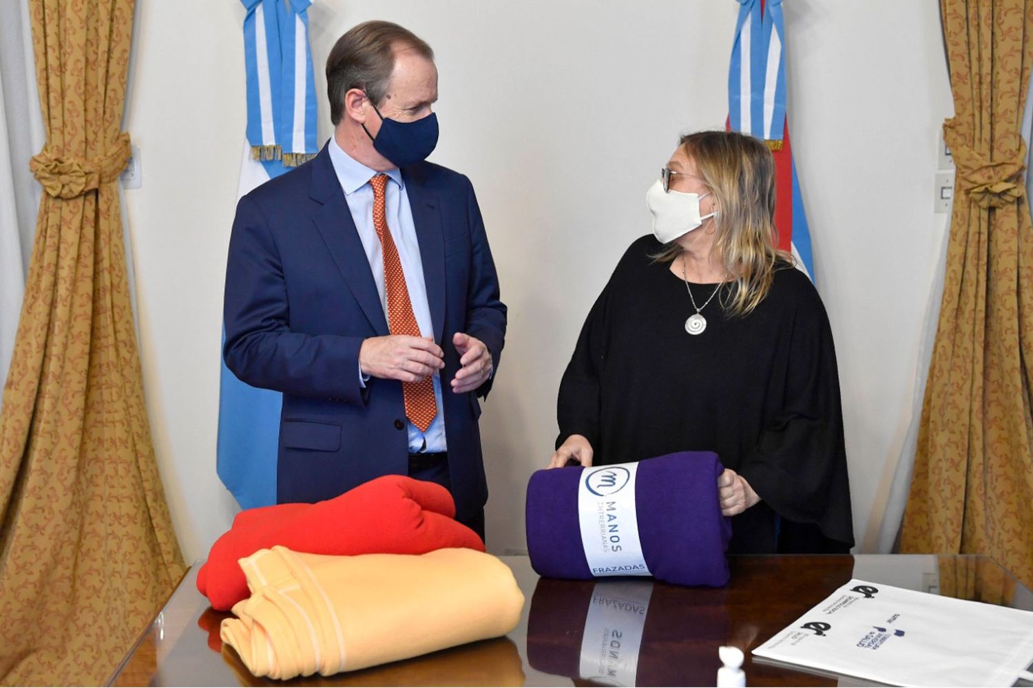La provincia entregó más de 15.000 frazadas para asistir a entrerrianas y entrerrianos 