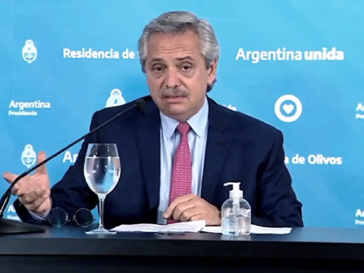 El Presidente, a Paolo Rocca tras los despidos en Techint: "Hermano, esta vez colaborá"
