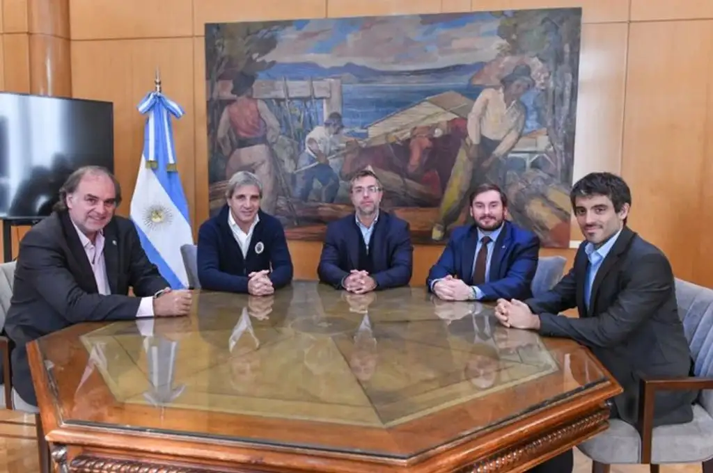 Destacó medidas para reducir burocracia y facilitar inversiones.