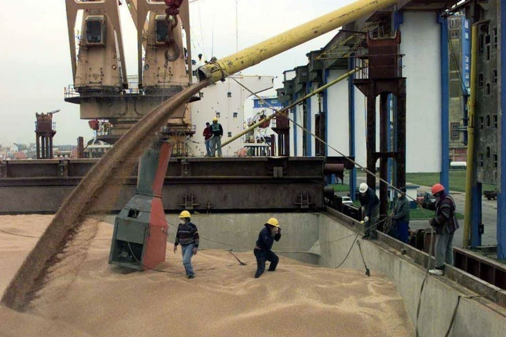 Cierre total de puertos y cerealeras en Timbúes