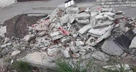 Reclamo: Limpien la vereda