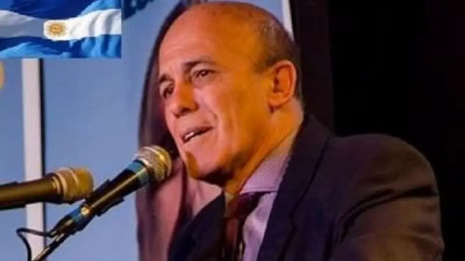"Yo recorro los barrios permanentemente, y no por campaña, porque uno tiene que intentar colaborar"