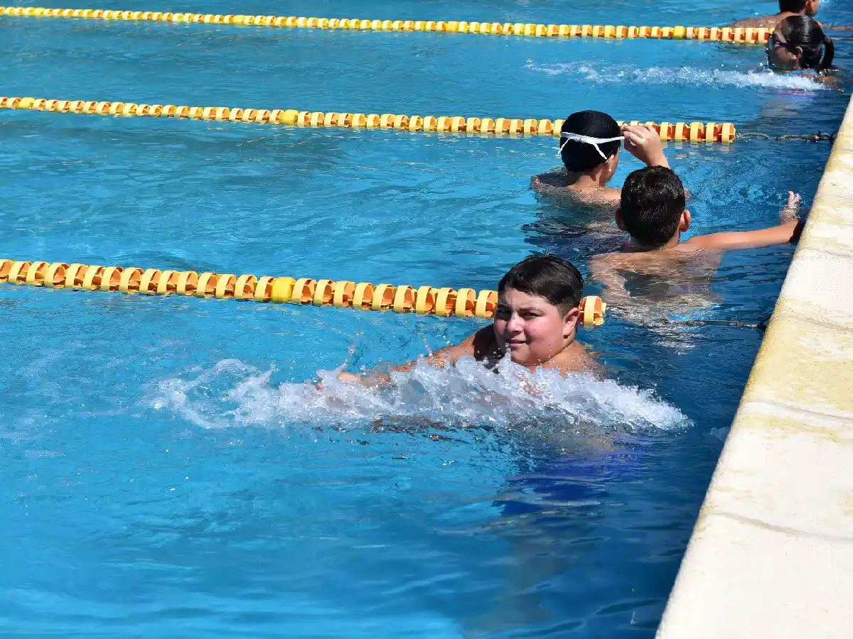 Natatorio municipal: modelo “burbuja” y lista de espera     