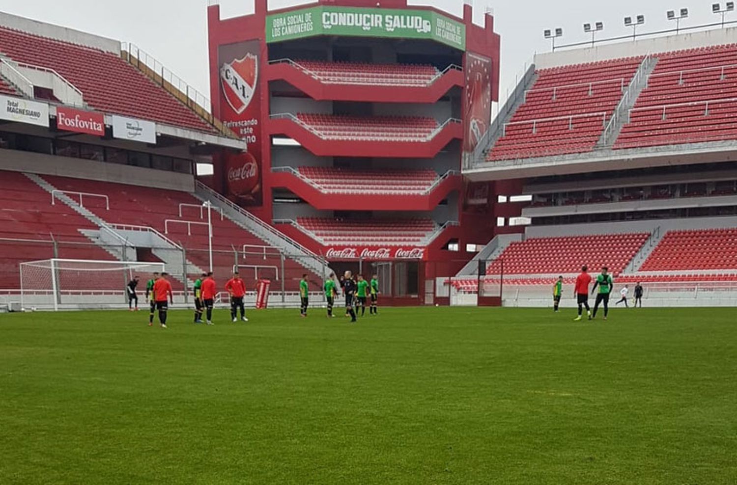 Aldosivi perdió con Independiente y sigue sin ganar en la pretemporada