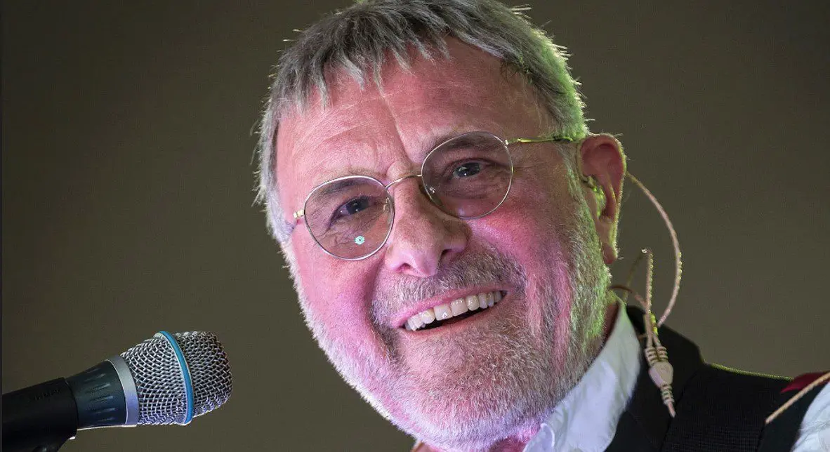 Muere el cantante británico Steve Harley, autor del éxito «Make Me Smile»