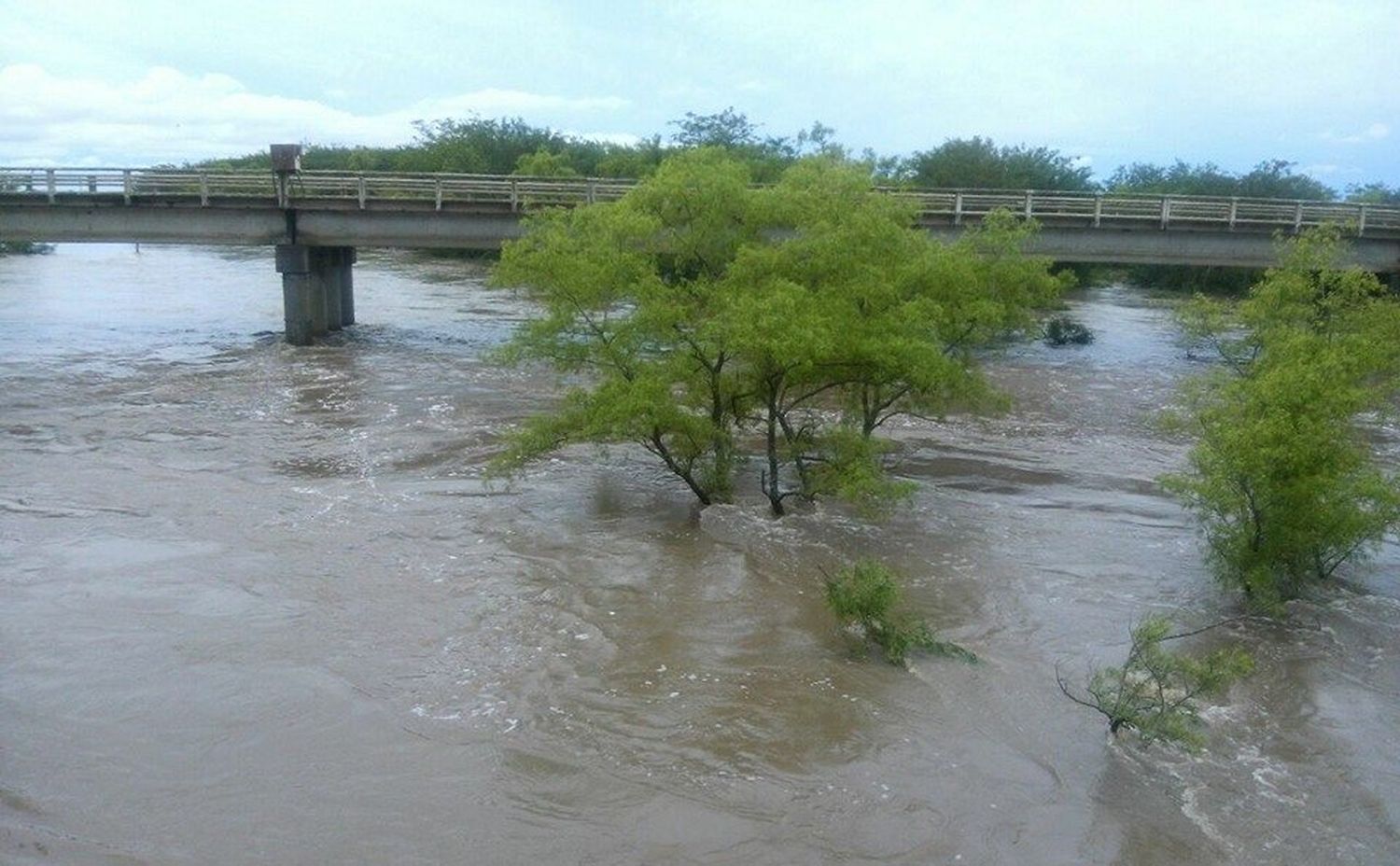 Un bebé cayó al piso y murió ahogado porque estaba inundada la habitación