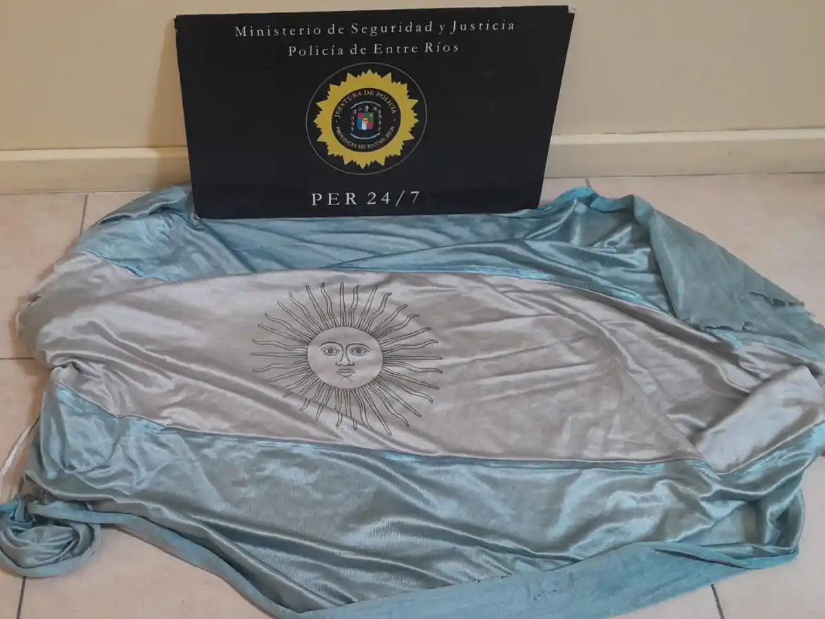 Recuperan motovehículo robado y otros elementos sustraídos