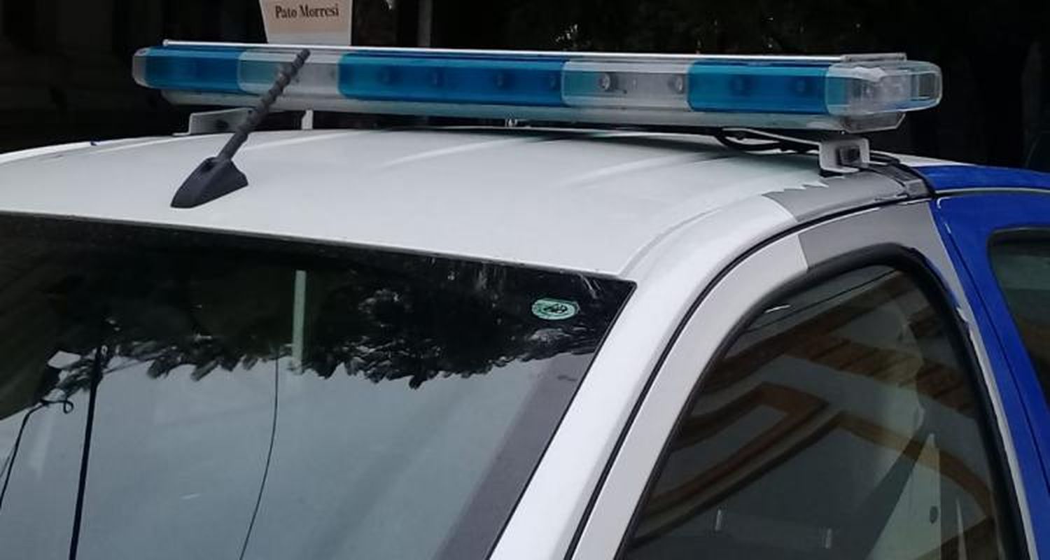 Delincuentes intentaron robar un auto y uno fue detenido