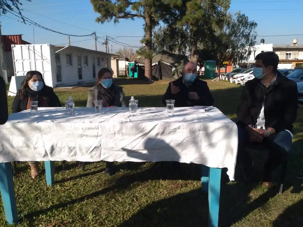 Vacunación: se realizó una conferencia en el Hospital