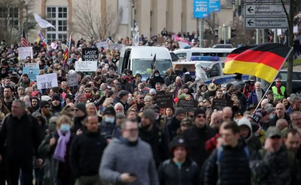 Alemania vigilará a un movimiento antidemocrático y negacionista de la pandemia