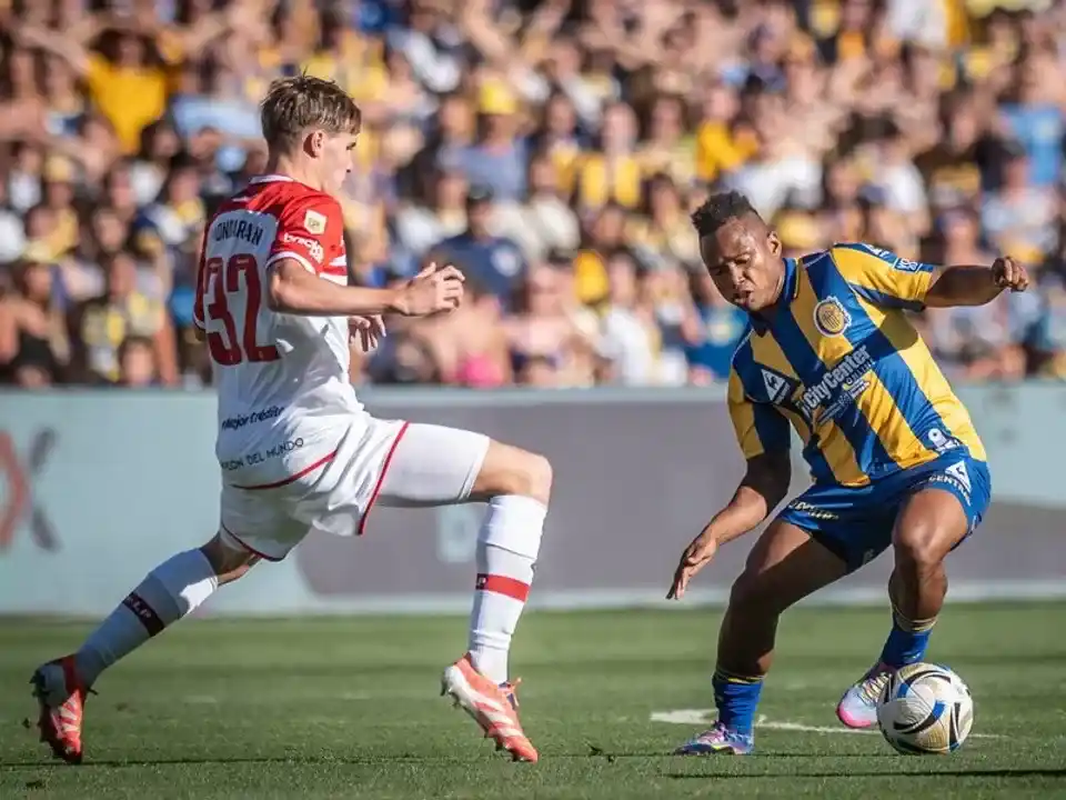 Rosario Central recibe a Estudiantes de La Plata por los octavos de final del Torneo Clausura. (Foto NA: @RosarioCentral)