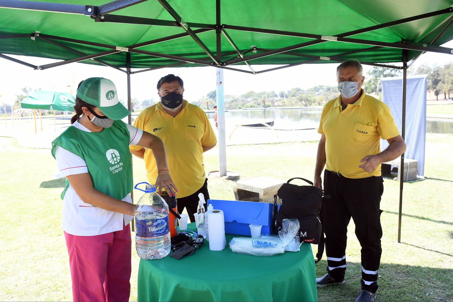 Ola de calor: instalan postas sanitarias en balnearios y espacios públicos santafesinos