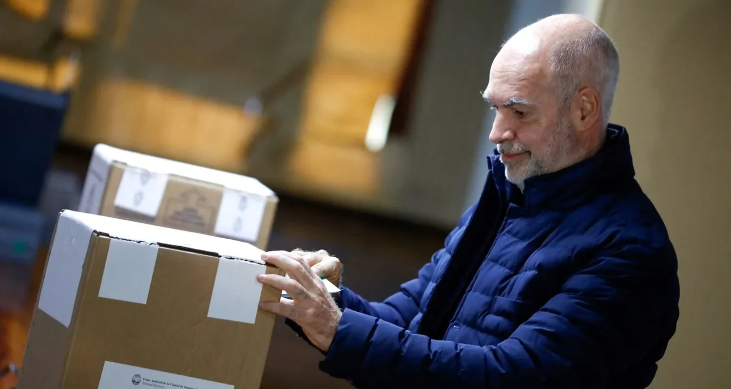 "Es importante que todos vayan a votar, que todos se expresen", arengó Horacio Rodríguez Larreta.