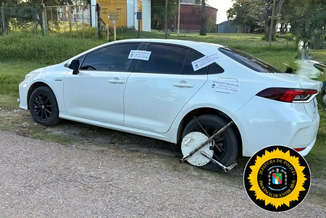 Cinco jóvenes fueron interceptados tras evadir un control vehicular en Victoria