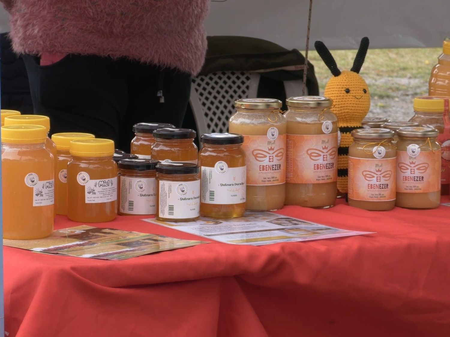 Se presentó el catálogo de la miel de Tandil