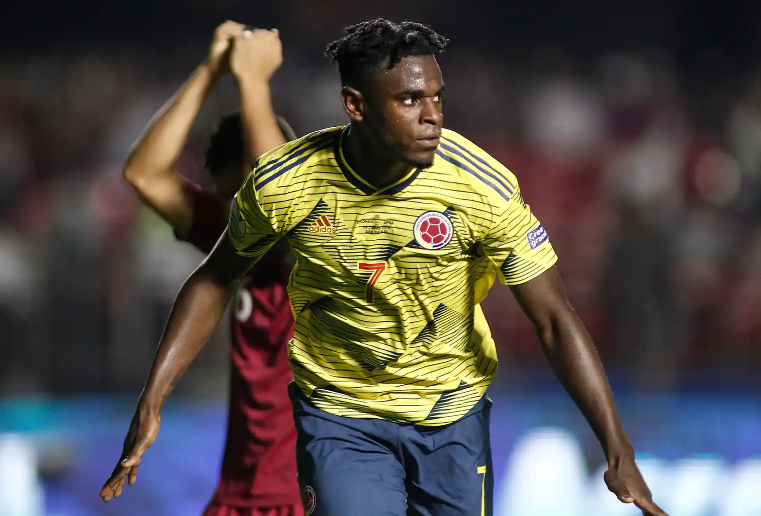 Colombia lo ganó sobre el final y se metió en cuartos
