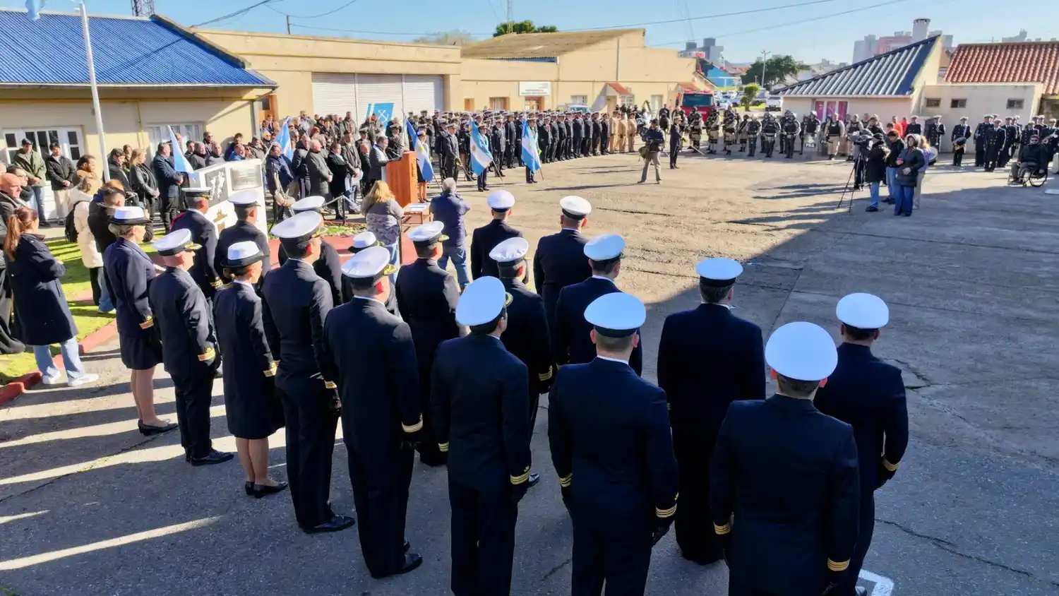 La ceremonia por el 216° aniversario de la Prefectura Naval Argentina se realizó en la sede de la fuerza ubicada en la zona portuaria de Mar del Plata.