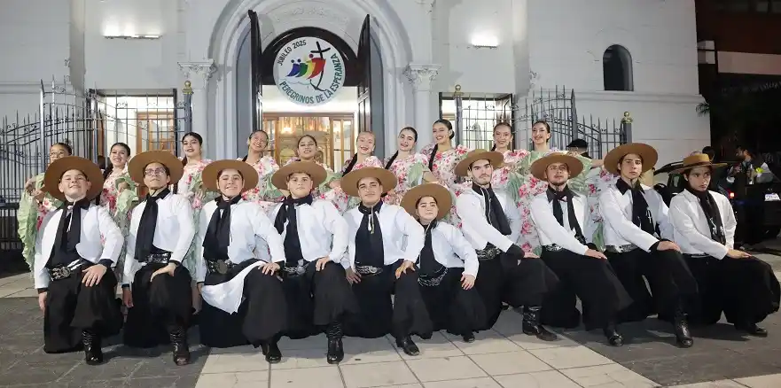El Teatro Odeón se prepara para una noche de folclore cien por ciento auténtico