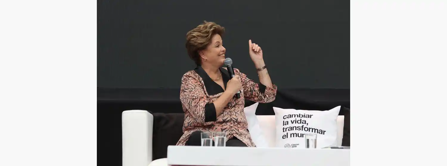 Rousseff tildó como una "tragedia" la llegada al poder de Bolsonaro