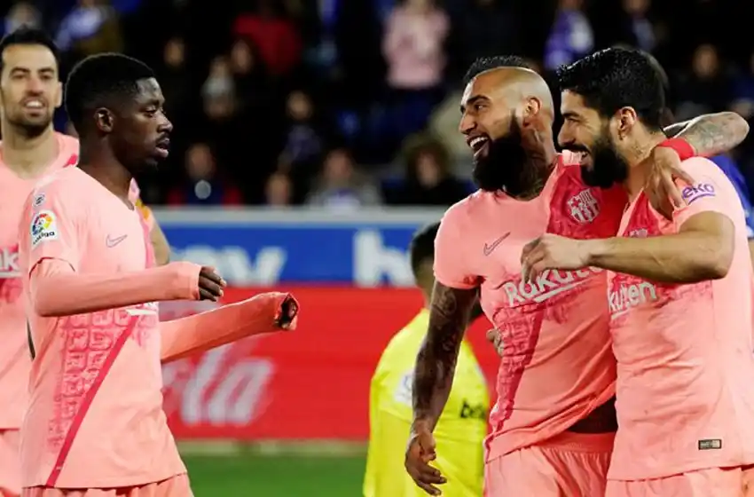 Barcelona se prueba el traje de campeón