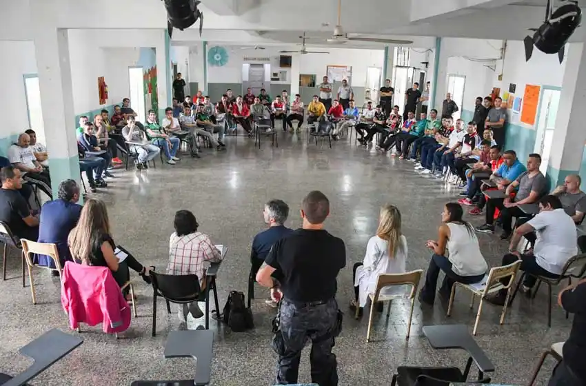 Coronavirus: crean mesas de mediación para abordar conflictos en cárceles