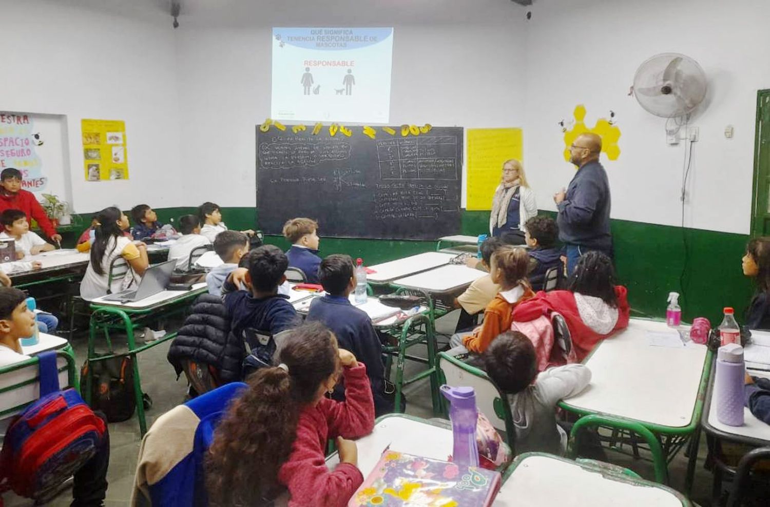 Charlas sobre tenencia responsable de mascotas