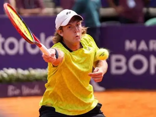 Lautaro Midón