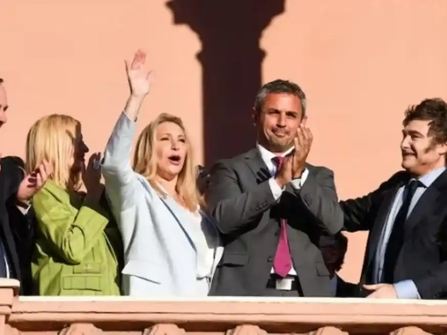 El gobierno central continúa evaluando las complicaciones en el interior de La Libertad Avanza.