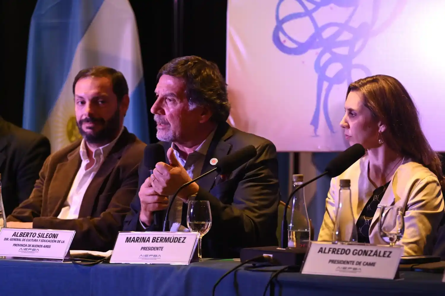 Sileoni en el XXII Congreso Nacional de Educación en la ciudad de Mar del Plata.