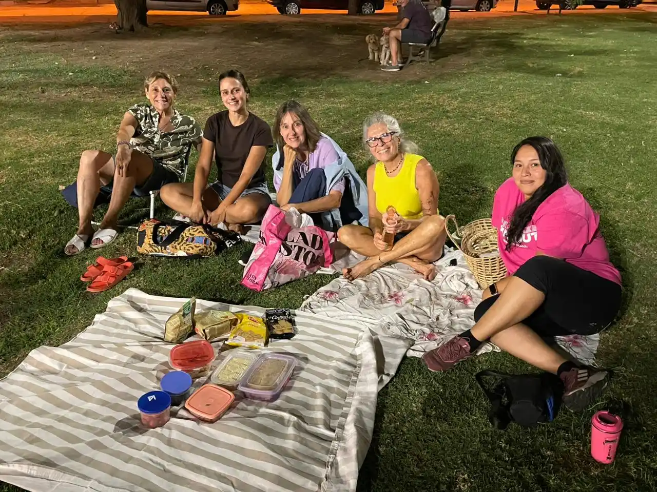 Nuestros Patios Susurran - 3