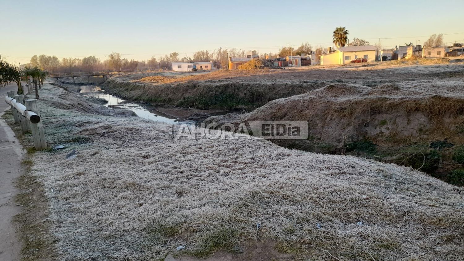 El impacto del frío extremo en Gualeguaychú: asistencia a la gente en situación de calle, falta de agua potable y cultivos dañados