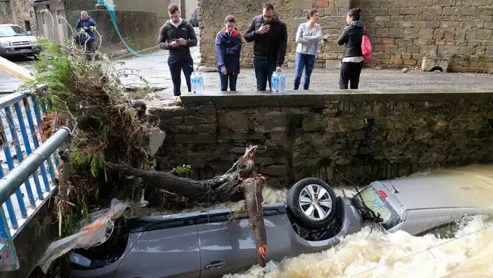Al menos once muertos por inundaciones en el sur de Francia
