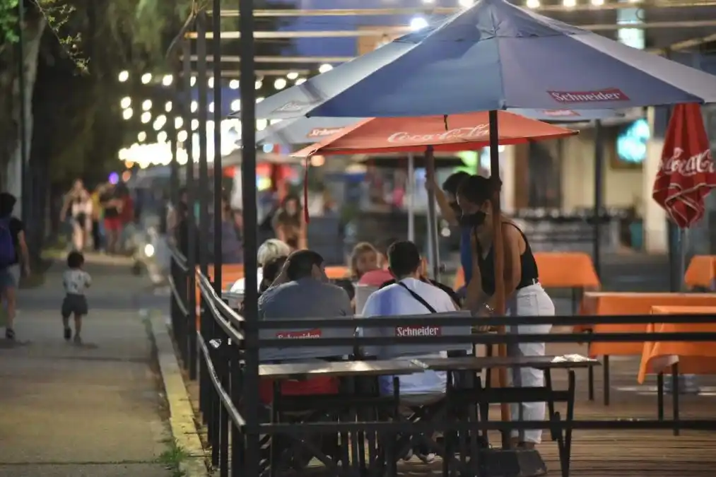 Un fin de semana de noches tranquilas tras el regreso de las restricciones