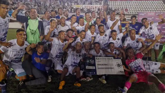 El festejo final del equipo que milita en la Primera D.